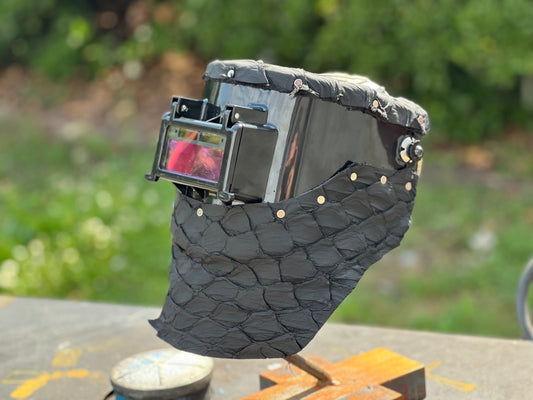 Black Pirarucu chopped tiger hood