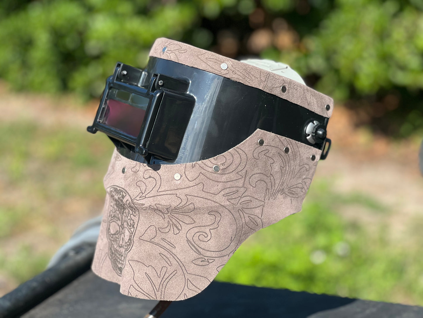 Skull chopped tiger hood