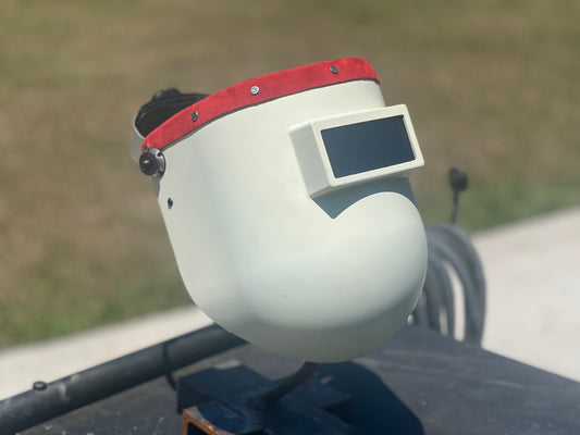 Chopped top sugar scoop.