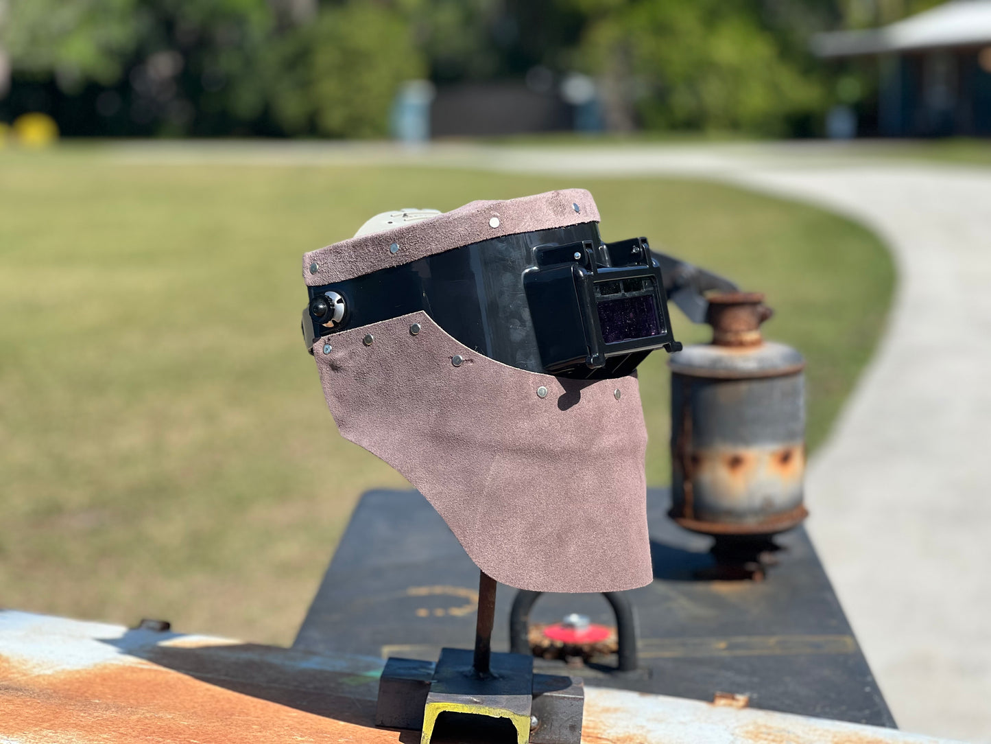 Grey chopped tiger hood