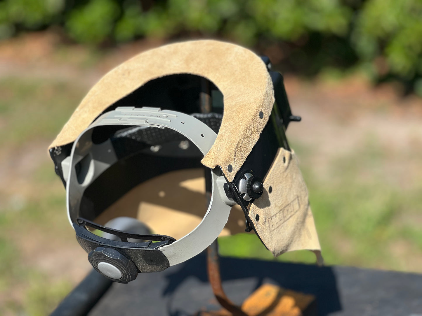 Crown skull chopped tiger hood